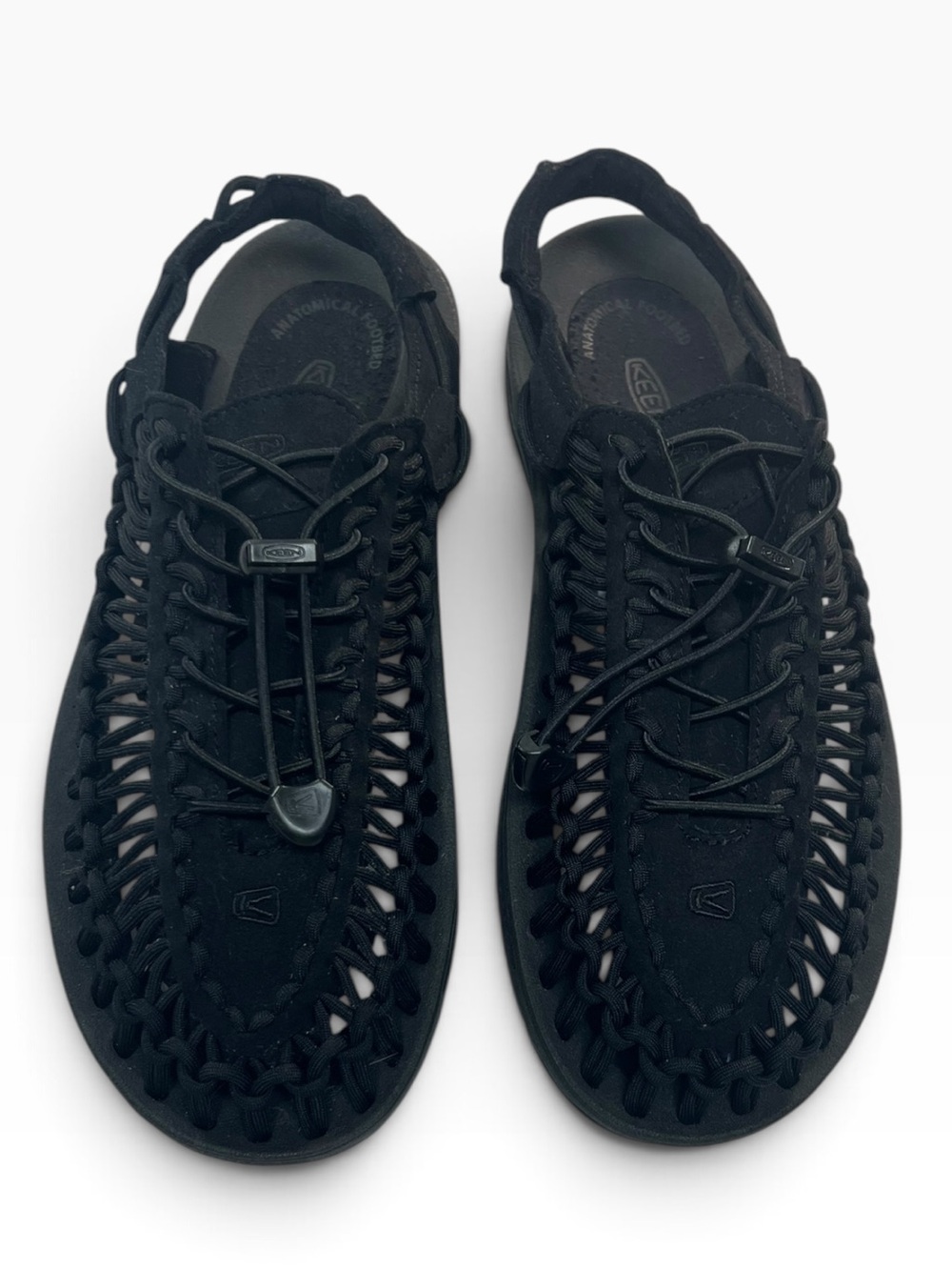 Keen Uneek Black Sandals Men’s Size 9
